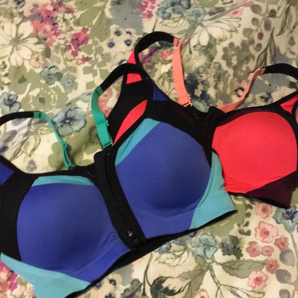Two front zip up workout bra pink blue